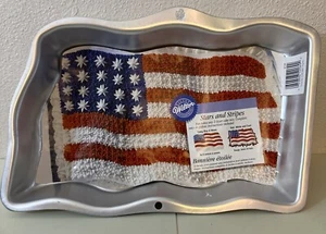 Wilton American Flag Stars & Stripes Shaped Cake Pan Vintage 2000 NEW - Picture 1 of 5