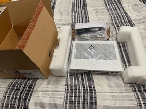 Ruckus ICX 7150-C12P Entry-Level Access Compact 12 Ports 1G PoE Switch ICX7150 - Picture 1 of 6