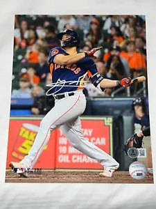 Yainer Diaz Astros Autographed Signed 8x10 Beckett Witness Holo . - Picture 1 of 1