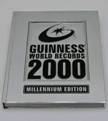 Guinness World Records 2000, Millennium Edition (Hardcover) Foto 1 de 4
