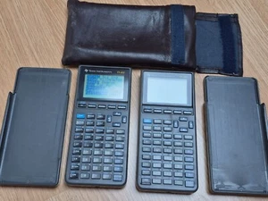 Lot de 2 calculatrices Texas Instruments TI-82 vintage (1 OK + 1 HS) collection - Photo 1/3