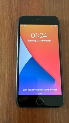 Apple iPhone 7  32 GB schwarz ohne Simlock - sehr guter Zustand - Bild 1 von 4