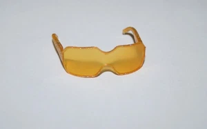 Gafas de sol Mattel My Scene Barbie Doll amarillas brillantes - Imagen 1 de 5