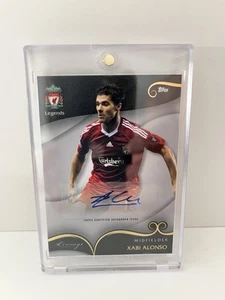 2022-23 Topps Liverpool FC Lineage Xabi Alonso Icon Autograph Auto Liverpool /20 - Bild 1 von 3