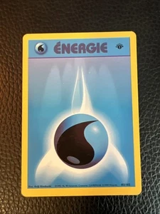 * Pokémon Water Energy 102/102 French Base Set 1st Edition 1999 Vintage LP+ - Picture 1 of 2