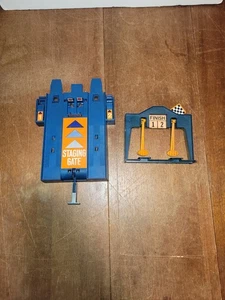Mattel Hot Shots Cool Duel Racing Set Launcher Finish Line Working Drag Racing - Picture 1 of 11