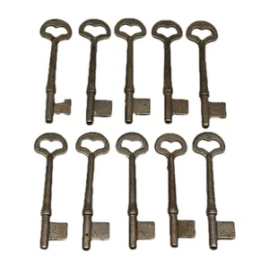 Lote De 10 Llaves Esqueleto De Colección Forma De Corazón En Blanco Sin Cortar Metal Artesanías Juegos con disfraces - Imagen 1 de 3