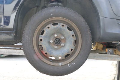 4x Skoda Fabia Felgen Reifen 165/70 R14 81T Winterreifen M&S 5jx14H2 ET35  5-7mm - Bild 1 von 4