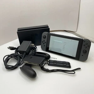 Nintendo Switch - Game Console - Gray - Good Condition - Picture 1 of 5