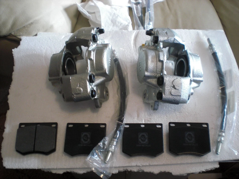 TRIUMPH TR6, GT6 A 1972, PINZAS TR4-A TR250, JUEGO PASTILLAS/2 MANGUERAS DE FRENO Foto 1 de 3