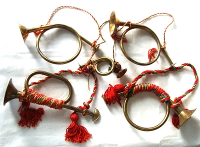 Vintage Brass Horns For Christmas Holiday Decorating, Set Of 5, Nice! - Image 1 of 4