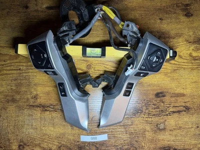 16-20 TOYOTA TACOMA TUNDRA LIMITED BOTH STEERING WHEEL VOLUME CONTROL 75E817  - Image 1 of 4