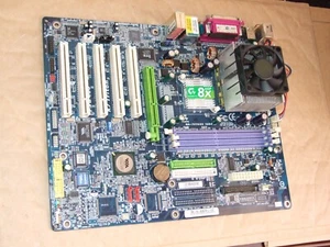 Gigabyte GA-7VT600 1394 ATX AMD motherboard - for parts or repair - Picture 1 of 3
