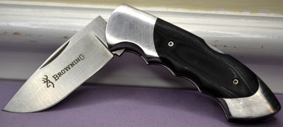 Browning Model 111D Sweden Steel Flat Blade Lock-back Black Handle Folding Knife - Image 1 of 4