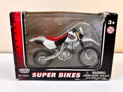 Yamaha Road Star Warrior 2002 1:18 Motor Max Die-Cast Model Boxed - Image 1 of 4