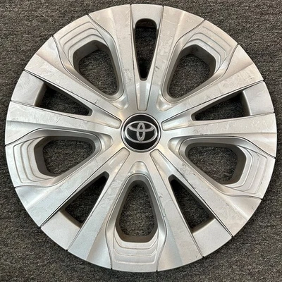 Tapacubos 15" plata 19-22 42602-47251 4260247181 para Toyota Prius OEM Foto 1 de 4