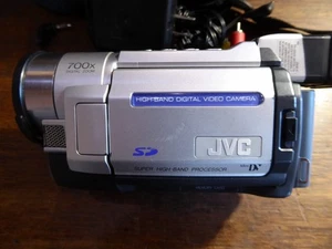 JVC GR-DVL520 Mini DV Handheld Digital Camcorder Tested Working - Picture 1 of 8