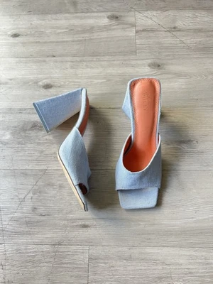 Oh Polly Sandalias de mezclilla sin cordones talla 41/10 Foto 1 de 4