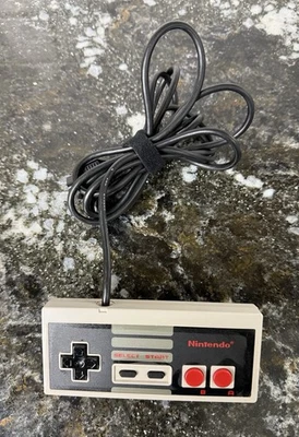 Controlador de juego oficial original Nintendo NES fabricante de equipos originales auténtico NES-004 LIMPIO Foto 1 de 3
