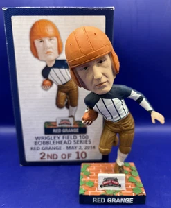 Chicago Cubs Wrigley Field 2014 100 años 7" SGA Bobblehead - Red Grange de 1920 - Imagen 1 de 24