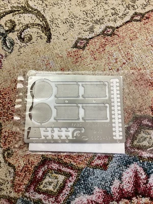 DML -6050-07- JAGDTIGER -Scala 1/35- Fotoincisioni - Immagine 1 di 3