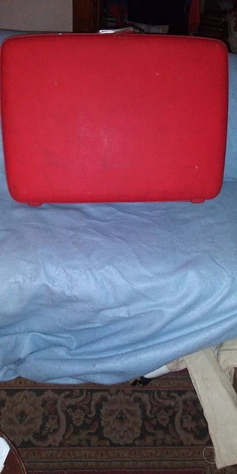 Vtg  1960s RED American Tourister  Hardside Suitcase/Luggage Retro  27"x19"x8" - Image 1 of 4