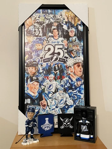 Tampa Bay Lighting 25th Anniversary Pack (Print, Bobblehead, Locker, Etc) Cover