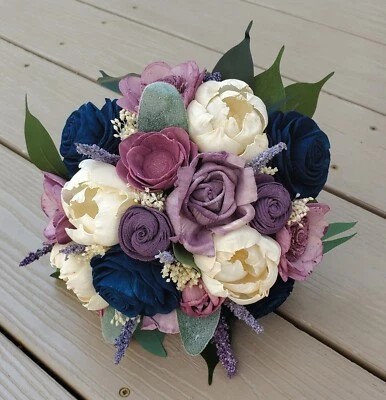 Ramo de novia lavanda azul marino púrpura amatista sola madera dama de honor boda flor Foto 1 de 3