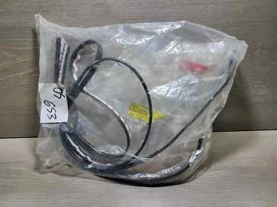 ✅Junta de ventana superior trasera original KIA CADENZA 2014-2016 OEM 87130 3R000 Foto 1 de 2