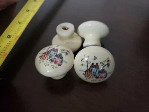 Lot of 4 Vintage Round Porcelain Cabinet Knobs Made in JAPAN Color Cottages - Picture 1 of 3