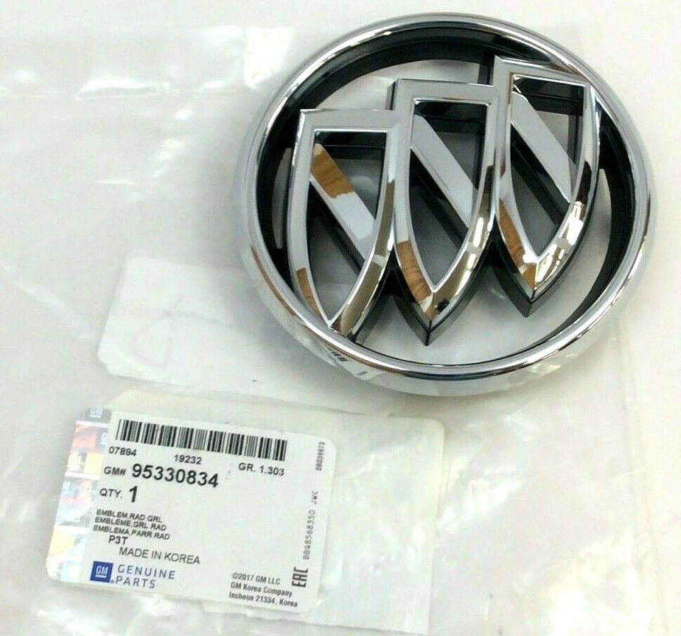 Buick Encore 2013 2014 2015 2016 parrilla delantera Trishield emblema nuevo OEM 95330834 Foto 1 de 4