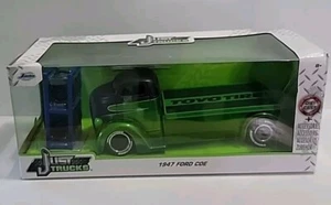 *NEW* Jada Toys 1947 FORD COE FLATBED TRUCK Metallic Green/Upgraded Chrome Rims - Picture 1 of 11