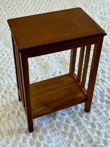 DOLLHOUSE BESPAQ END TABLE- WALNUT-T2038 - Picture 1 of 5