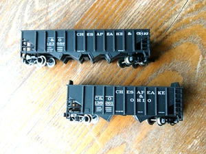 2 - Spur N Chesapeake & Ohio Micro Train Kohlewagen - C&O 123689, C&O 13826 - Bild 1 von 4