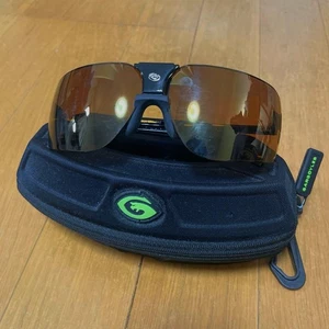 Gafas de sol gárgolas lentes marrones marco negro ovalado con estuche estilo vintage 13,5 cm - Imagen 1 de 5