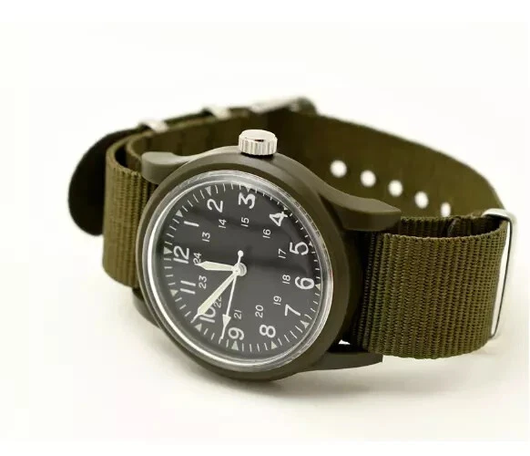 Daiso MILI-WATCH Military Style Watch Green One-Piece Strap Seiko Movemrent
