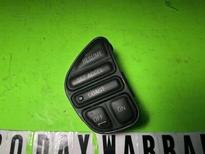 FORD LINCOLN MERCURY LEFT SIDE STEERING WHEEL CRUISE CONTROL SWITCH OEM - Picture 1 of 3