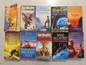 Anne Mccaffrey Book Bundle x10 mixed series and titles  Paperback Books - Bild 1 von 6