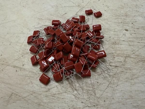 2J 86 Stück Polyester Folienkondensator P104G 50V - Bild 1 von 1
