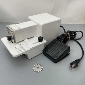 Simplicity Rotary Cutting Machine 881950 Straight or Pinked Edges Foot Petal - Picture 1 of 11