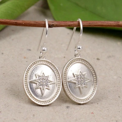 Orecchini pendenti regalo anniversario design stella zirconi bianchi... - Immagine 1 di 4