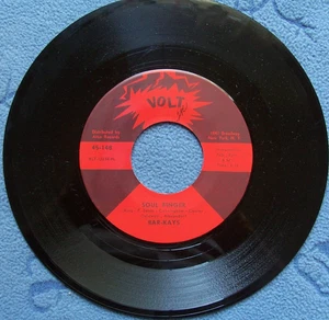 Bar-Kays...Soul Finger / Kncklehead....Northern Soul  45 rpm 1967 - Picture 1 of 2