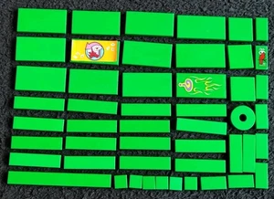 LEGO Green Tiles Bundle Mixed Smooth Pieces Parts Flat Floor Lot 2x2 2x4 1x4 2x2 - Picture 1 of 5