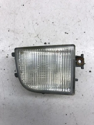 Faro antiniebla delantero derecho volkswagen passat b4 1997 3a0953156 dra52055 Foto 1 de 3