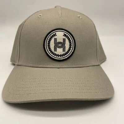 New UNDER ARMOUR HAT 5  PANEL TA MEN’S SNAPBACK Tan ADJUSTABLE 21670526 Golf Cap - Image 1 of 4