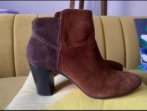 Johnston & Murphy colour block suede heeled boots size 6.5 (USA 9) - Picture 1 of 4