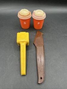 VTG Tupperware Yellow Corn Cob Butter Spreader, cheese Knife & Orange S&P Shaker - Picture 1 of 17