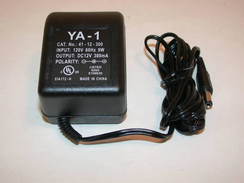 Adaptador de corriente de teclado YA-1, (reemplaza Yamaha PA-1), 110 VAC a 12 VDC, 300 mA Foto 1 de 1