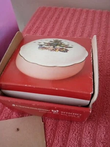 NIKKO WEIHNACHTEN HAPPY HOLIDAYS 5" BEDECKT BON BON SCHALE MIT BOX UNBENUTZT - Bild 1 von 5