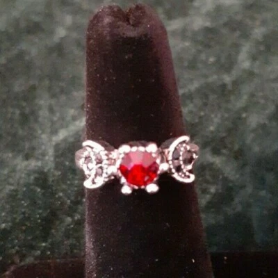 *NEW SIZES* WITCHCRAFT/PAGAN LADIES SIMULATED RUBY/ONYX LUNAR RING  - Image 1 of 4